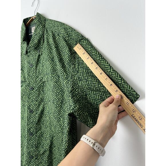 Duluth Trading Co Men's‎ 2XL Button Up Fishing Shirt Vented Wicking Green - Picture 11 of 13